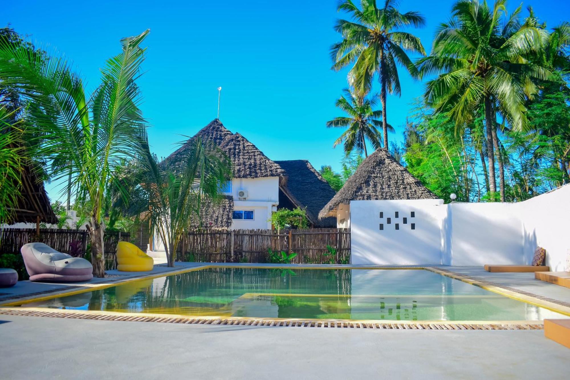 Uhuru House And Restaurant نونغوي المظهر الخارجي الصورة