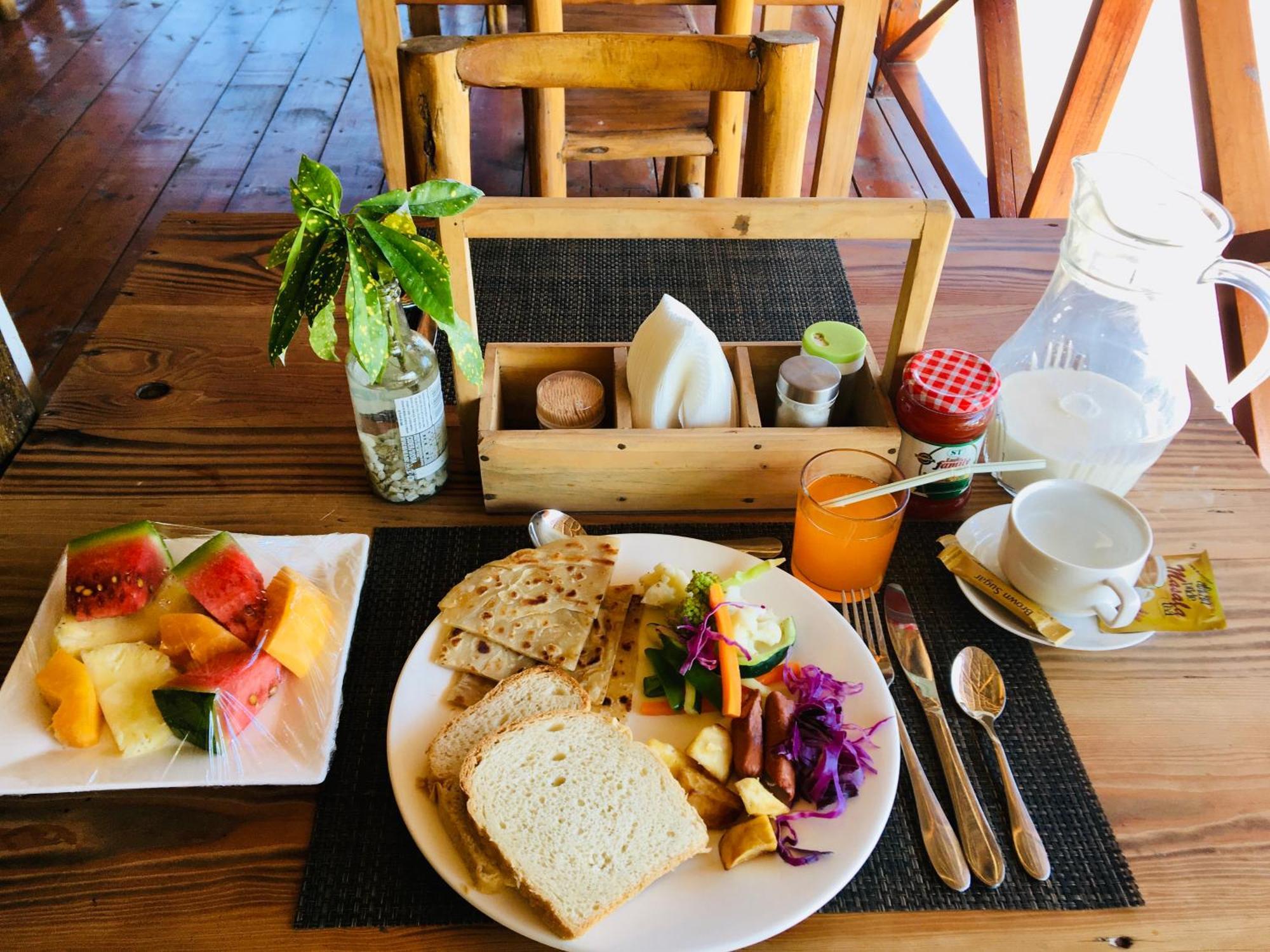 Uhuru House And Restaurant نونغوي المظهر الخارجي الصورة