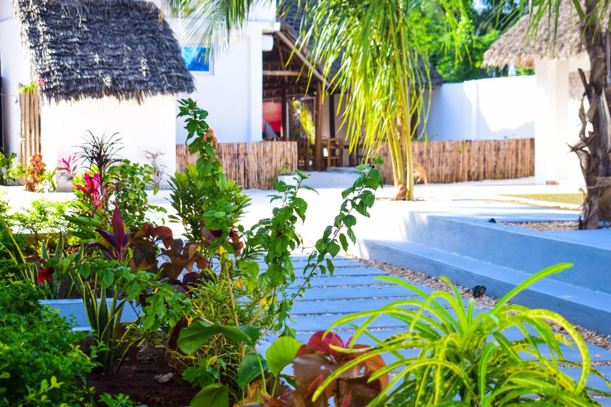Uhuru House And Restaurant نونغوي المظهر الخارجي الصورة